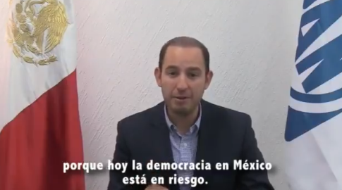 Marko Cortés, preidente del PAN, dice a la OEA que en México hay riesgo de dictadura.