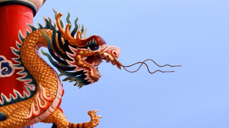 Dragón chino, dragón rojo
