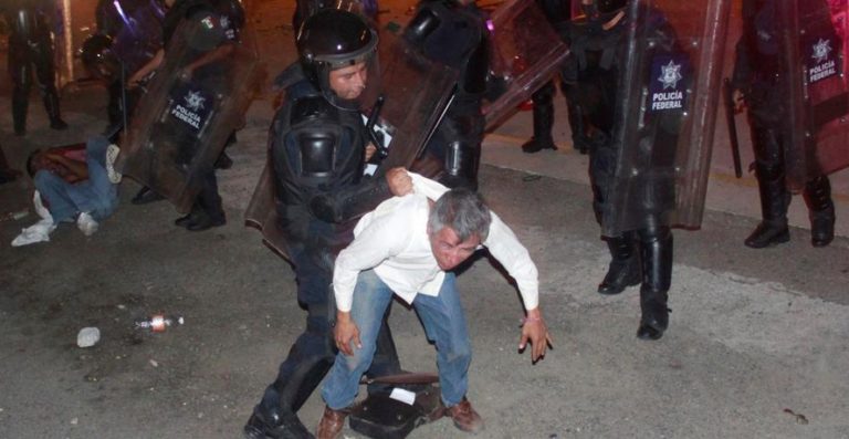 Policía Federal, represión contra maestros