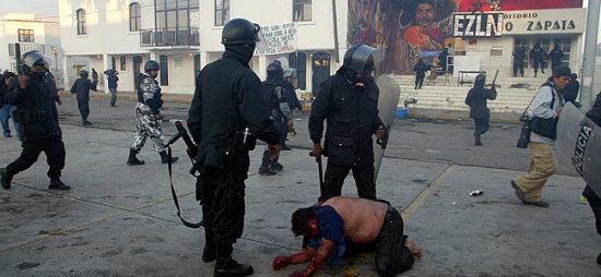 Policía Federal represión en Atenco