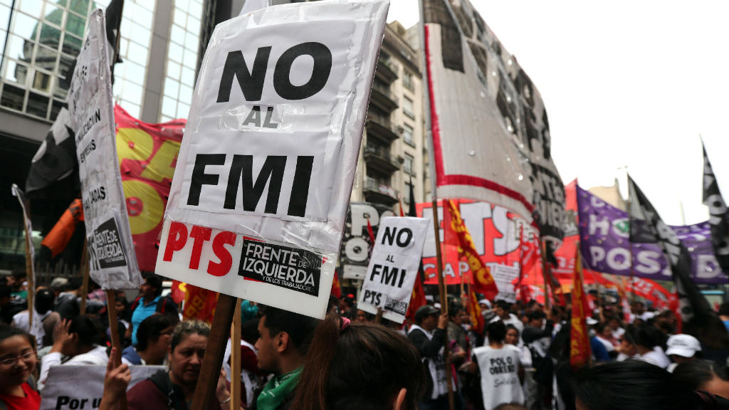 Protestas contra el FMI